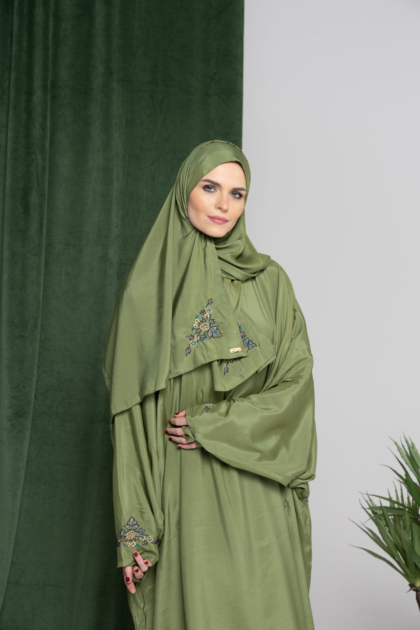 مجموعة الروضة الشريفة - الشيلة - أخضر