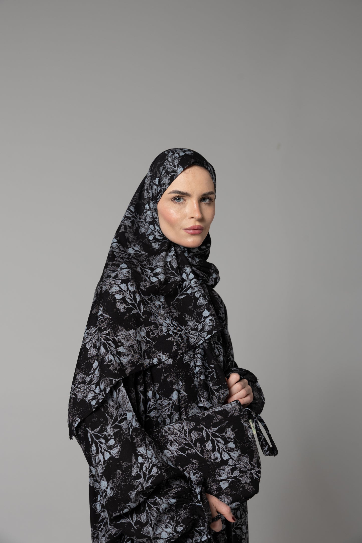 2026 Viscose - Black Blue #2